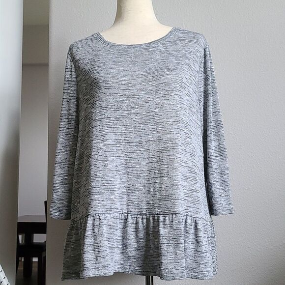 ST JOHN'S BAY TOP - Picture 1 of 9